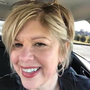 Meet your Posher, Marianne
